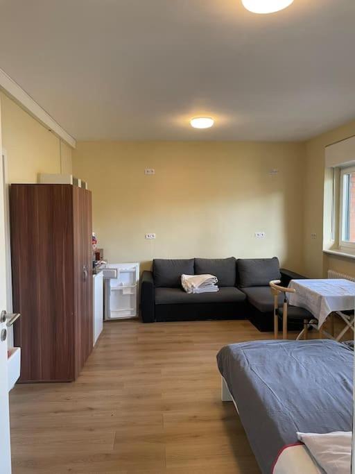 Einzimmerwohnung + Dusche Und Wc Berlín Exteriér fotografie